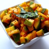چه کسانی نباید ترشی بخورند؟