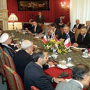منتقدان روحانی از چه می ترسند؟